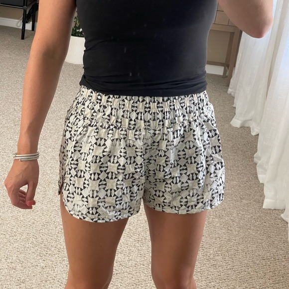 Free People The Way Home Shorts - Picture 5 of 7